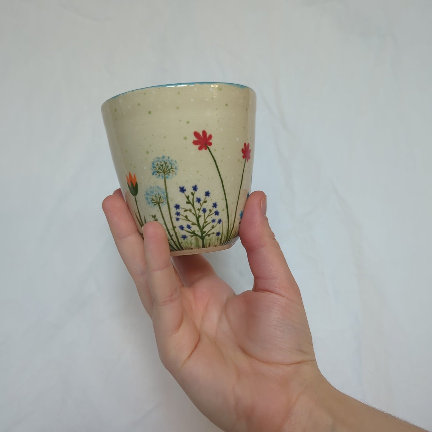 Tasse fleurs variés sans anse